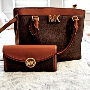Michael Kors purse and wallet